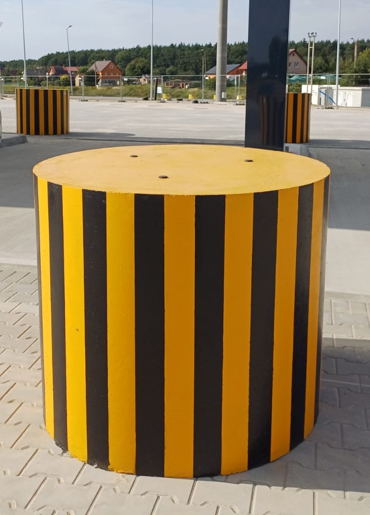 Zapora betonowa Werkbet Odbojnica betonowa stacja benzynowa